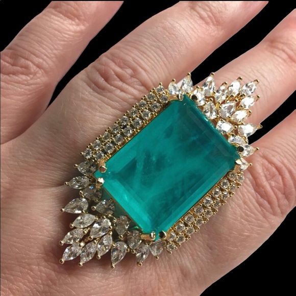 Luxury Oversized Simulated Colombian Emerald Ring Sz 7 - Picture 14 of 16